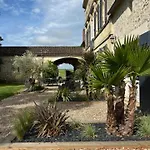 Château La Maronne, Maison De Maître Avec Piscine
