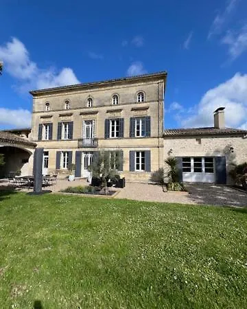 Chateau La Maronne, Maison De Maitre Avec Piscine