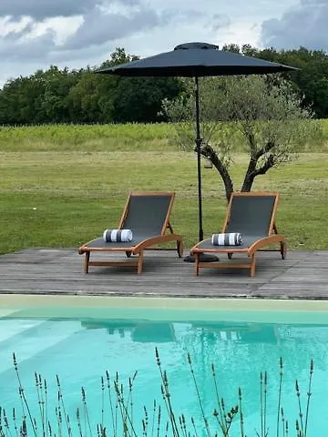 Dom wakacyjny Chateau La Maronne, Maison De Maitre Avec Piscine Mauriac (Aquitaine)