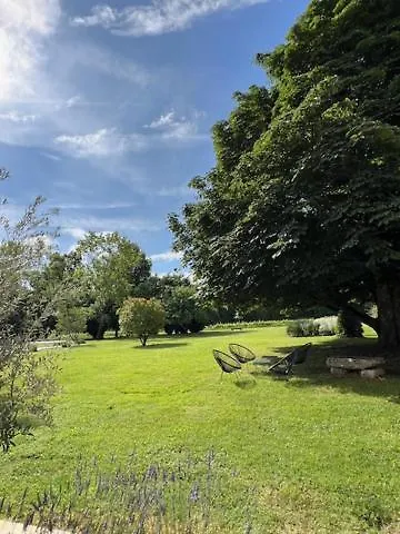 Chateau La Maronne, Maison De Maitre Avec Piscine * Mauriac (Aquitaine)